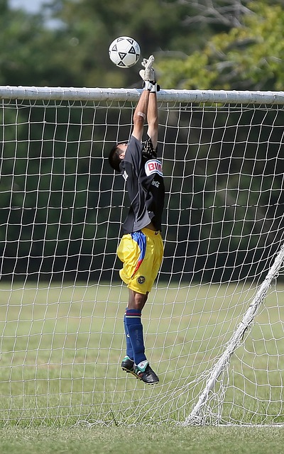 巴佩坚持到 巴佩坚持到